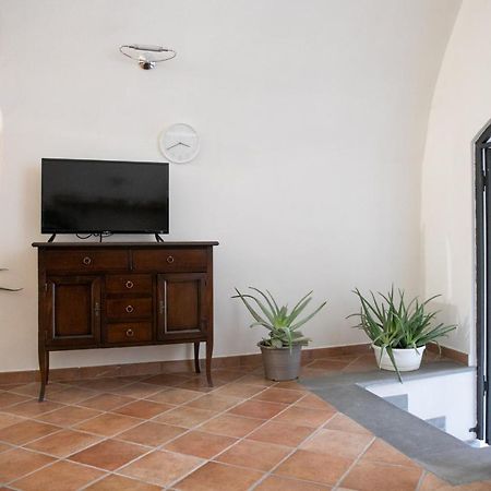La Chicca Di Paola Apartment Ловере Екстериор снимка